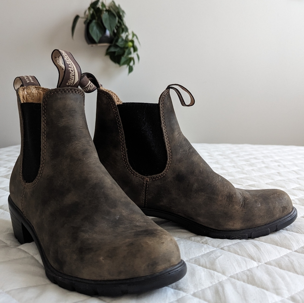 Blundstone 1677 Women's Series Heeled Boots - Rustic Brown